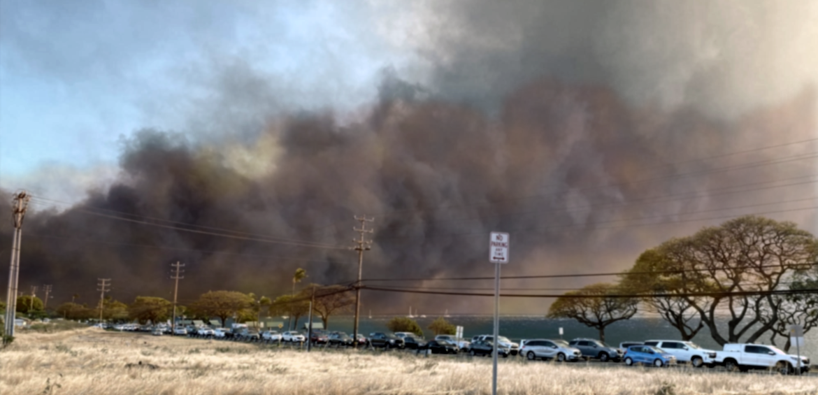 Lahaina, Maui Fire Cars Escaping